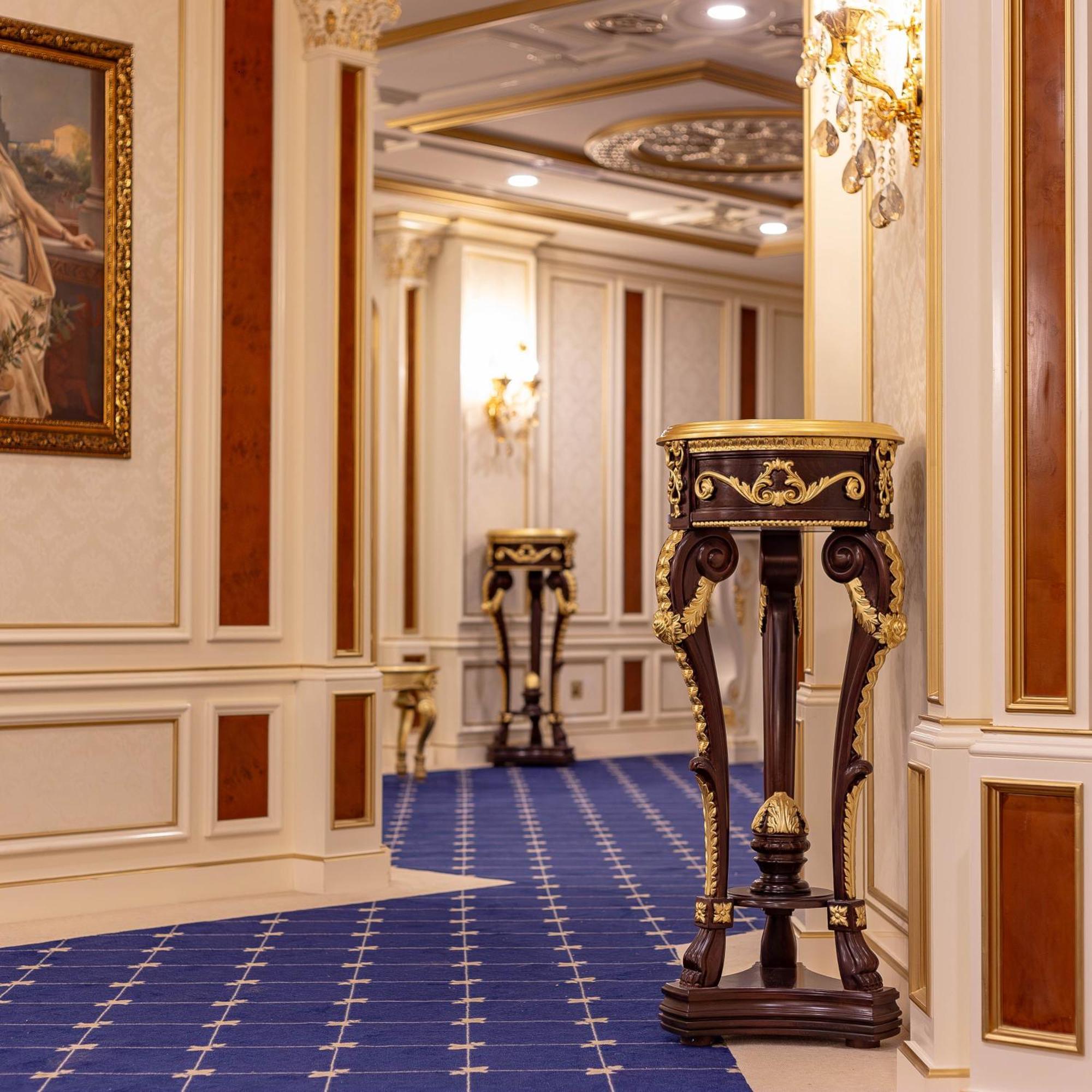 Cristal Erbil Hotel Εξωτερικό φωτογραφία The interior of the hotel