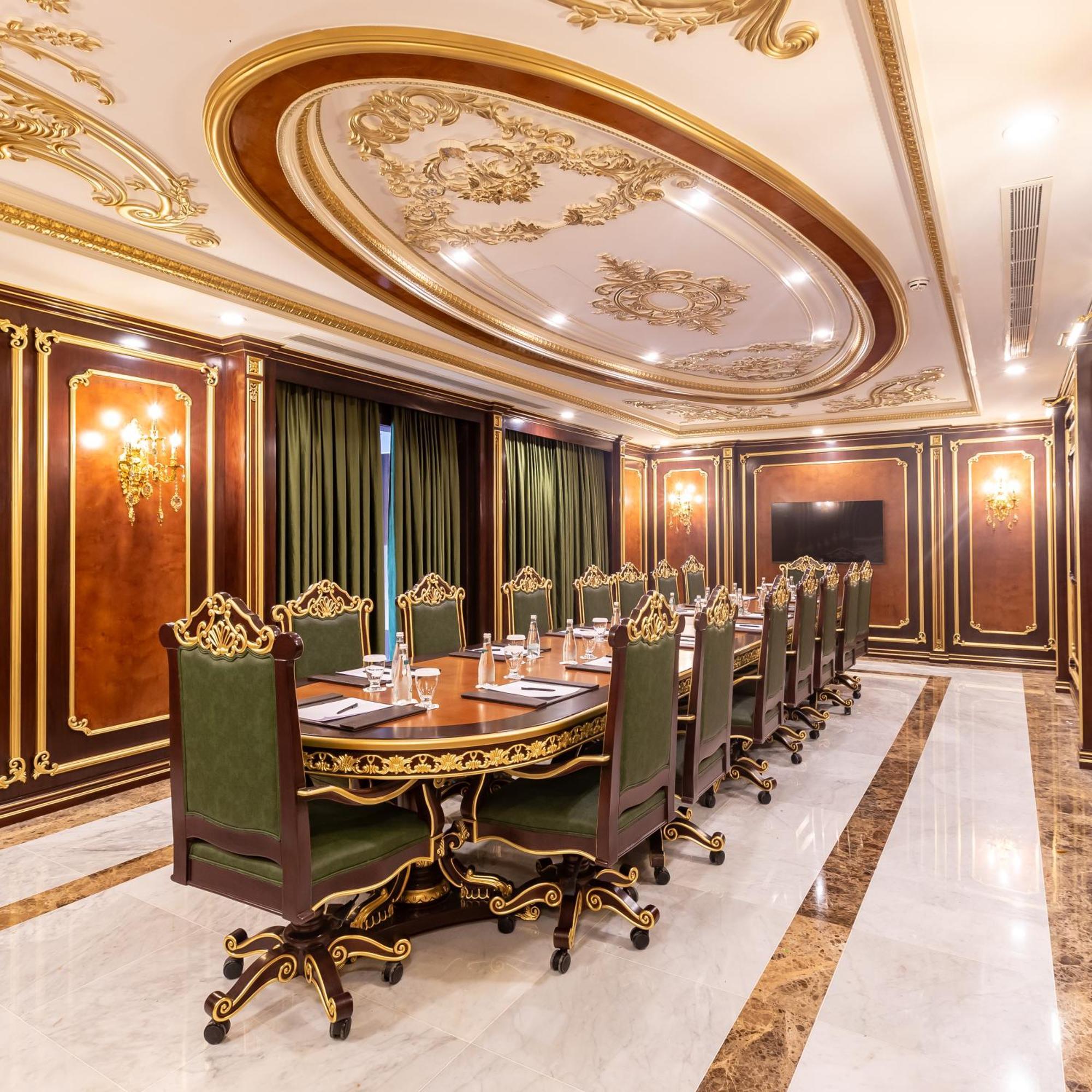 Cristal Erbil Hotel Εξωτερικό φωτογραφία The meeting room of the Prime Minister