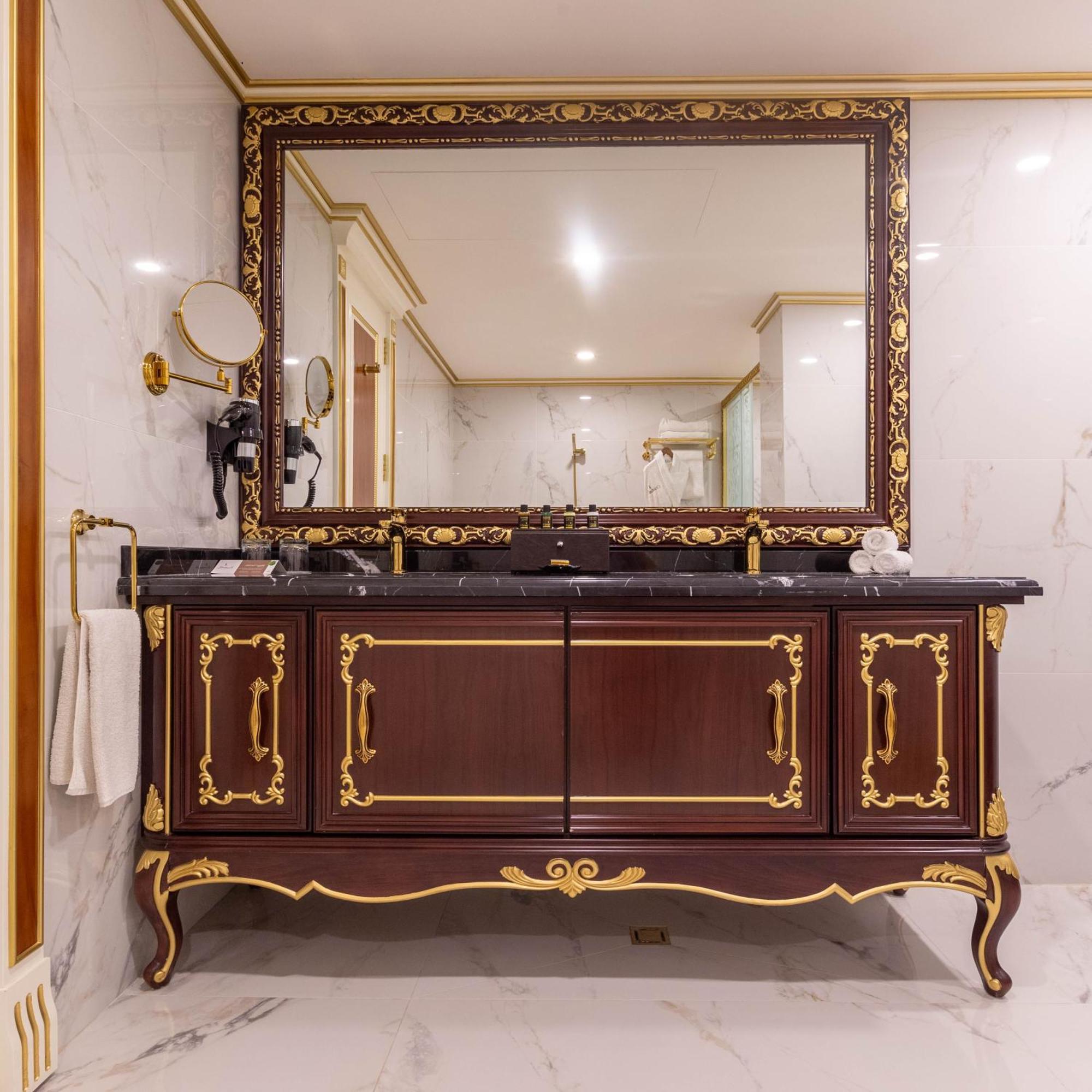 Cristal Erbil Hotel Εξωτερικό φωτογραφία Bathroom